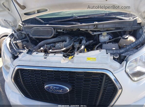 1FBAX2Y86MKA13064 2021 FORD PASSENGER White Հետևի տեսք