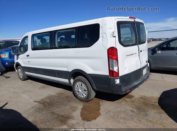 1FBAX2Y86MKA13064 2021 FORD PASSENGER White Սալոնի 360 աստիճան տեսք
