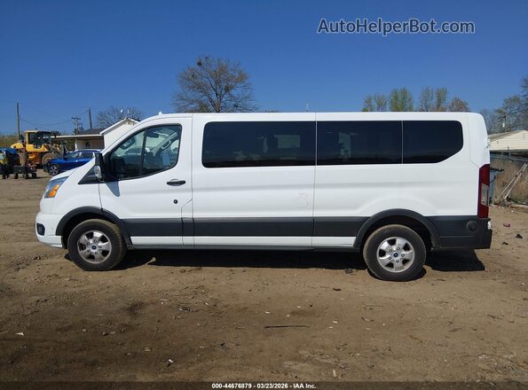 1FBAX2YG1LKA45927 2020 FORD PASSENGER Белый Панорамный вид салона 360°