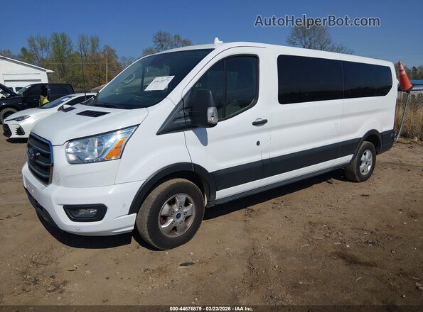 1FBAX2YG1LKA45927 2020 FORD PASSENGER Белый Передняя левая четверть