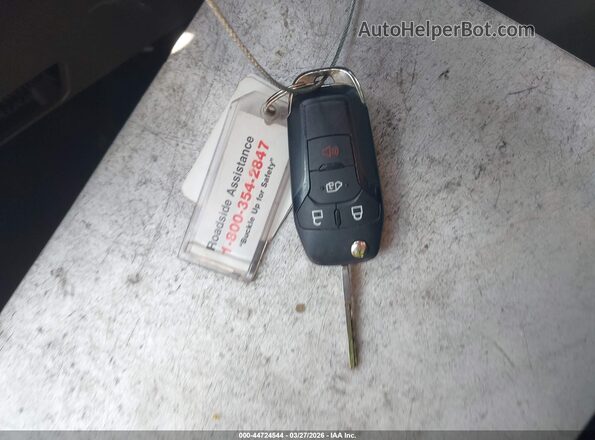 1FBAX2YG2RKA21368 2024 FORD PASSENGER Белый Вид панели приборов