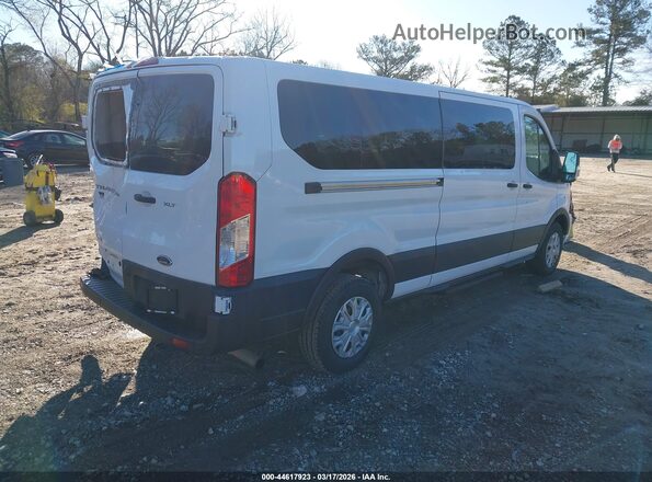 1FBAX2YG9PKA94248 2023 FORD PASSENGER White Tył prawy