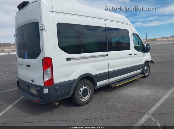 1FDAX2X84RKA56835 2024 FORD PASSENGER Белый Задняя правая четверть