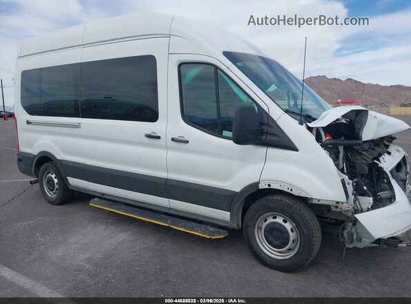 1FDAX2X84RKA56835 2024 FORD PASSENGER Белый Панорамный вид салона 360°