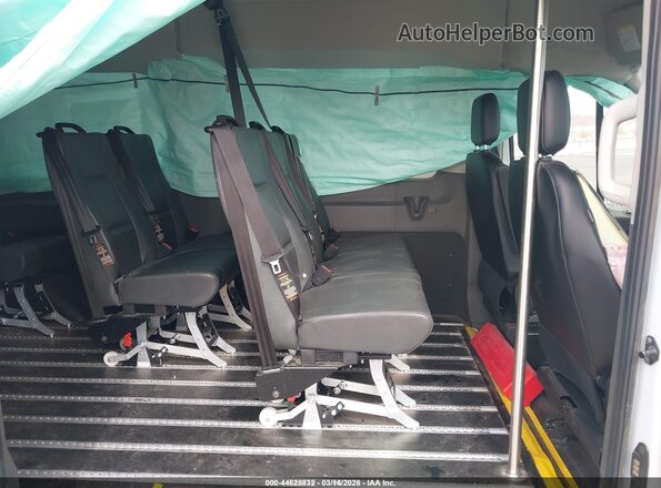 1FDAX2X84RKA56835 2024 FORD PASSENGER Белый Вид наклейки с VIN-кодом