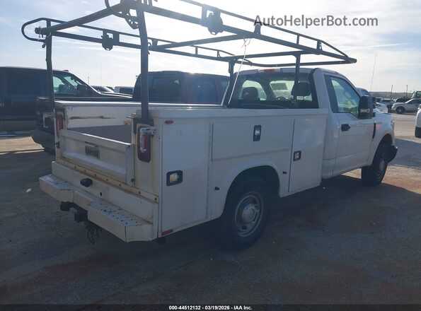 1FDBF2A65JEC48038 2018 FORD F-250 White Rear right