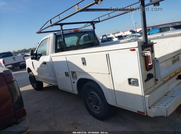 1FDBF2A65JEC48038 2018 FORD F-250 White 360 interior view