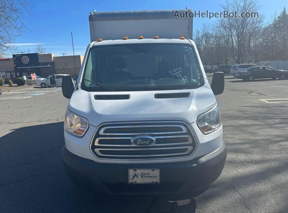 1FDBW5PM2HKB09021 2017 FORD TRANSIT White Vista interior delantera
