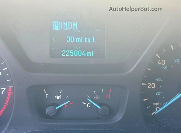1FDBW5PM2HKB09021 2017 FORD TRANSIT White Vista de los asientos traseros