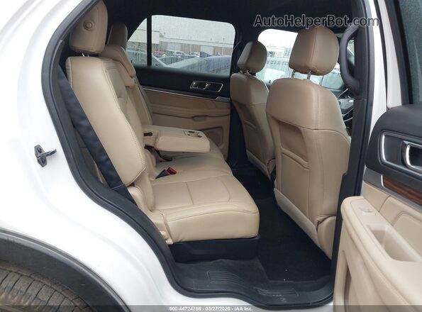 1FM5K7F84HGD78228 2017 FORD FORD EXPLORER White VIN კოდის სტიკერის ხედი