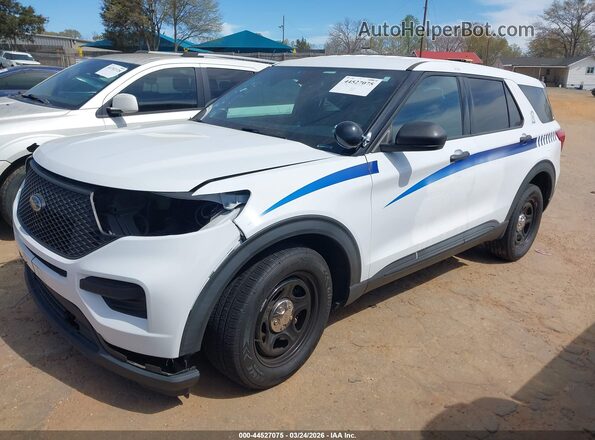 1FM5K8AB7NGA04023 2022 FORD POLICE INTERCEPTOR Белый Передняя левая четверть
