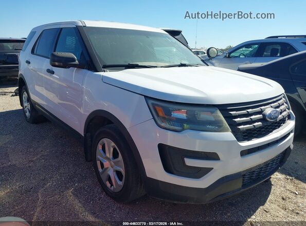 1FM5K8AR5GGA86768 2016 FORD UTILITY POLICE INTERCEPTOR Белый Передняя правая четверть