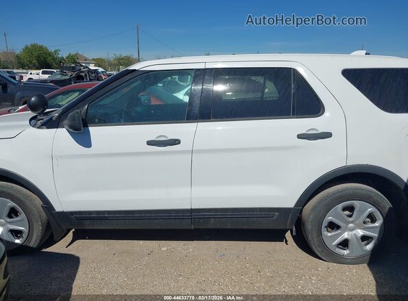 1FM5K8AR5GGA86768 2016 FORD UTILITY POLICE INTERCEPTOR Белый 