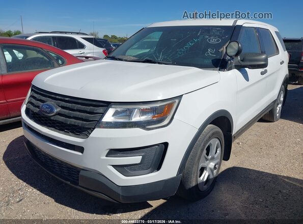 1FM5K8AR5GGA86768 2016 FORD UTILITY POLICE INTERCEPTOR Белый Передняя левая четверть