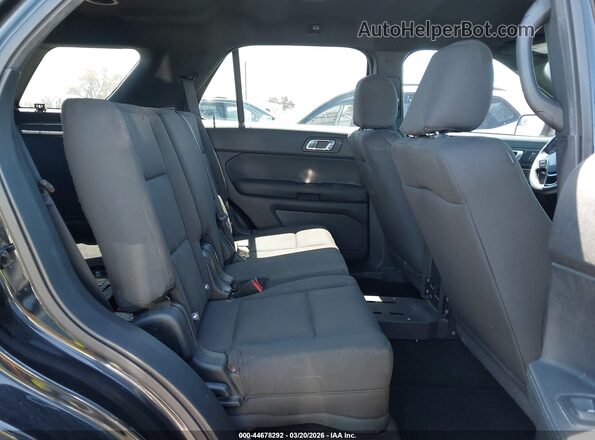 1FM5K8AT5HGE01601 2017 FORD UTILITY POLICE INTERCEPTOR Черный Вид наклейки с VIN-кодом