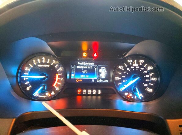 1FM5K8D82JGA31172 2018 FORD FORD EXPLORER Gray Widok zestawu wskaźników