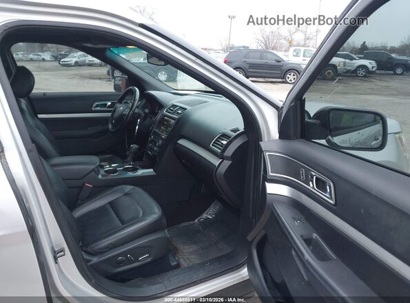 1FM5K8D84GGC31348 2016 FORD FORD EXPLORER Серебряный Вид салона спереди