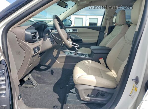 1FM5K8HC1RGA00666 2024 FORD FORD EXPLORER White Widok wnętrza z przodu