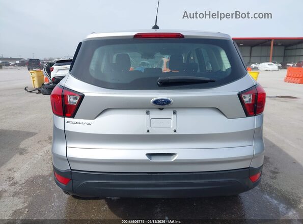 1FMCU0F73KUB01952 2019 FORD ESCAPE Серебряный 
