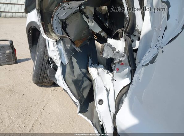 1FMCU0F73KUB14197 2019 FORD ESCAPE Белый Вид подкапотного пространства