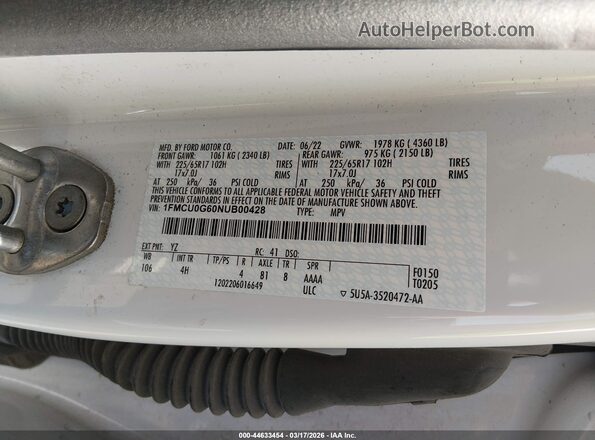 1FMCU0G60NUB00428 2022 FORD ESCAPE White Widok komory silnika