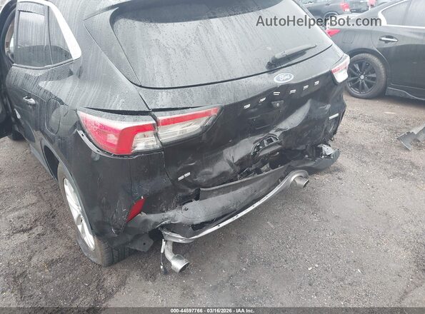 1FMCU0G61LUC33759 2020 FORD ESCAPE Черный Вид спереди