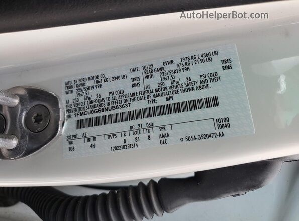 1FMCU0G66NUB83637 2022 FORD ESCAPE White Widok wnętrza 360 stopni