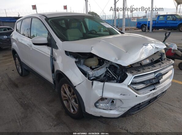 1FMCU0GD2HUE96686 2017 FORD ESCAPE White Przód prawy