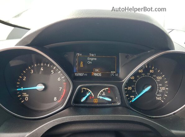 1FMCU0GD3HUD95253 2017 FORD ESCAPE Black Widok zestawu wskaźników