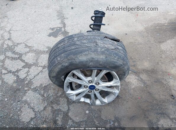 1FMCU0GD4HUD16348 2017 FORD ESCAPE White Սալոնի հետևի տեսք