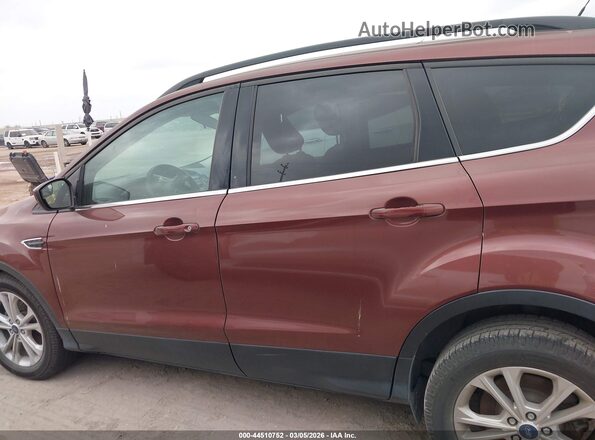 1FMCU0GD4JUB28757 2018 FORD ESCAPE Maroon 