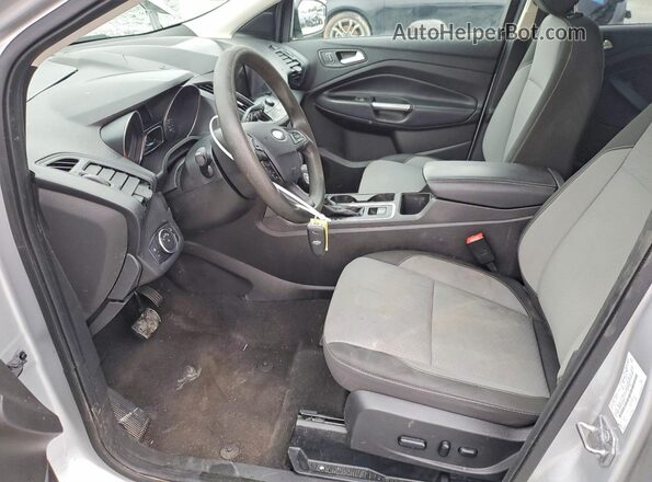 1FMCU0GD7KUA93617 2019 FORD ESCAPE Серебряный Вид салона спереди