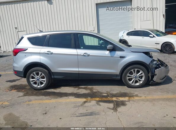 1FMCU0GD7KUC27543 2019 FORD ESCAPE Серый Панорамный вид салона 360°