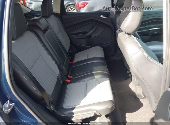 1FMCU0GD8JUA70636 2018 FORD ESCAPE Синий Вид наклейки с VIN-кодом