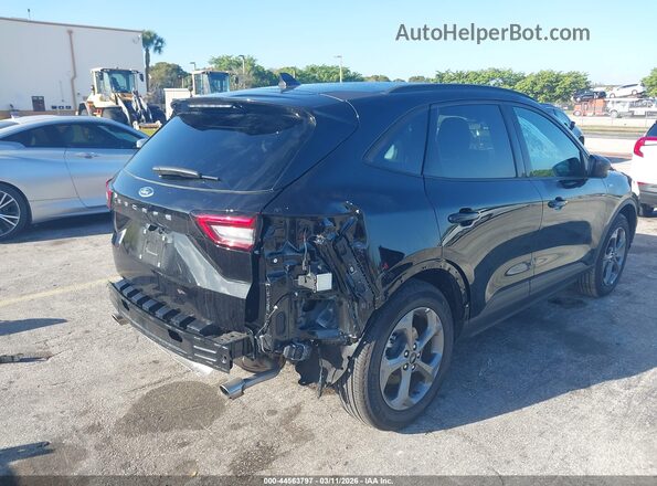 1FMCU0MN7TUA09648 2026 FORD ESCAPE Черный Вид спереди