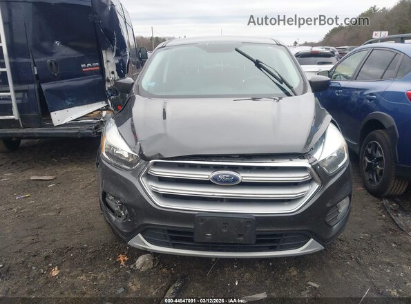 1FMCU9GD8HUA97785 2017 FORD ESCAPE Серый Вид панели приборов