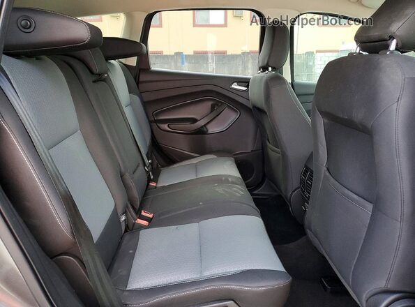 1FMCU9GD8JUD08182 2018 FORD ESCAPE Угольный Вид задних сидений