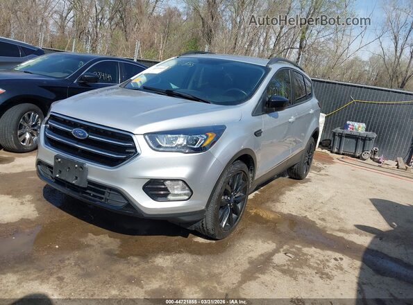 1FMCU9GD9KUB78270 2019 FORD ESCAPE Серебряный Передняя левая четверть