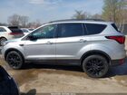 2019 Ford Escape Se Серебряный vin: 1FMCU9GD9KUB78270