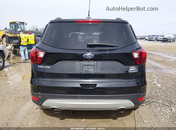 1FMCU9HD3KUB76447 2019 FORD ESCAPE Черный 
