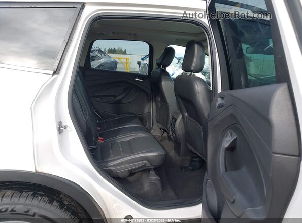 1FMCU9HD4JUB26526 2018 FORD ESCAPE White Вид наклейки з VIN-кодом