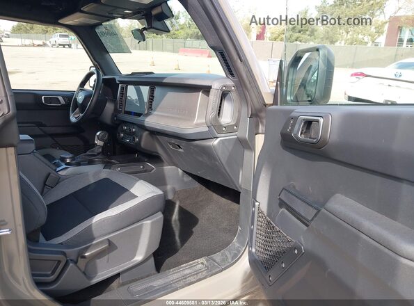 1FMDE7BH7SLB61490 2025 FORD BRONCO Серый Вид салона спереди