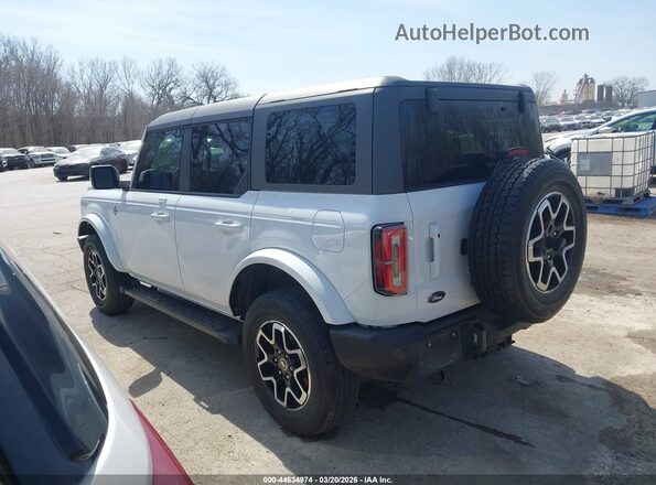 1FMEE5BP1NLB31907 2022 FORD BRONCO Белый Задняя левая четверть
