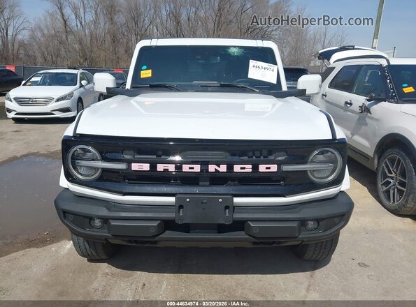 1FMEE5BP1NLB31907 2022 FORD BRONCO Белый Вид щитка приборов