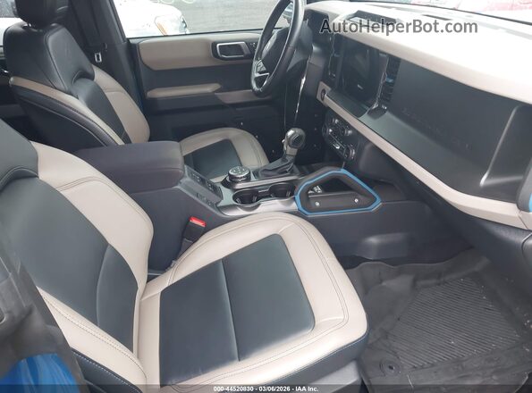 1FMEE5DP1PLB12015 2023 FORD BRONCO Blue Widok wnętrza z przodu