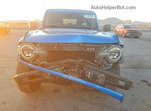 1FMEE5DP6MLB03869 2021 FORD BRONCO Blue Widok z przodu