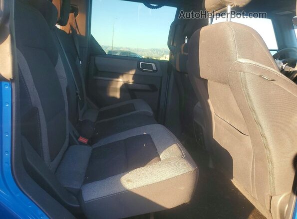 1FMEE5DP6MLB03869 2021 FORD BRONCO Blue Widok tylnych siedzeń