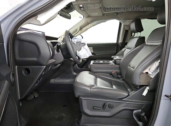 1FMJU1H8XSEA30679 2025 FORD EXPEDITION Серый Вид салона спереди