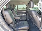2024 Ford Explorer Xlt Gray vin: 1FMSK7DH1RGA83627