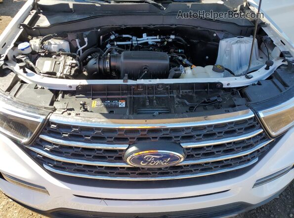 1FMSK7DHXRGA02575 2024 FORD FORD EXPLORER White Вид задньої частини салону